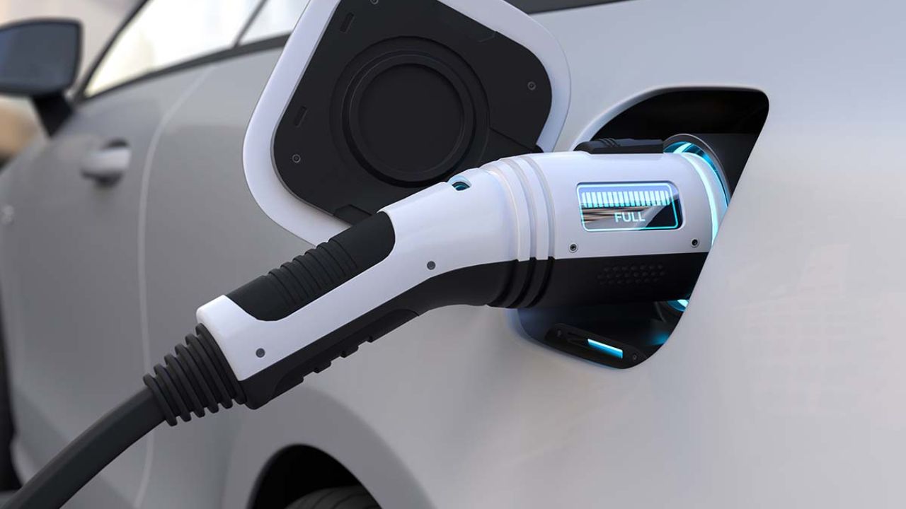 Electric Vehicles: इलेक्ट्रिक वाहनों में छोटे शहर आगे, जानिए भारत में ईवी का ट्रेंड