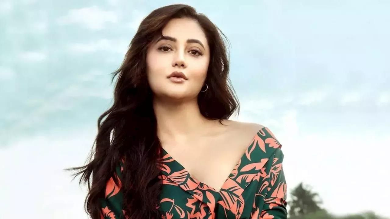 तलाक के बाद गरीबी के दिन देखे Rashami Desai ने, सिर पर छत नहीं थी, 20 रुपये का खाती थीं खाना