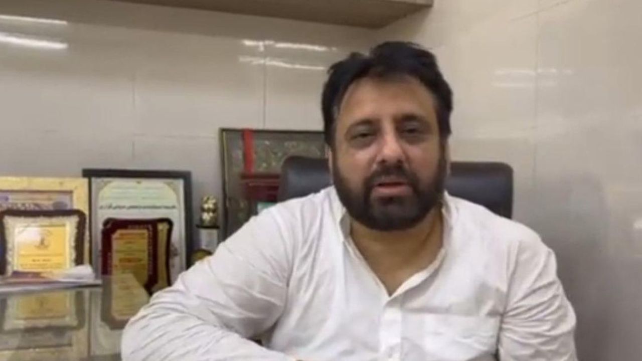 AAP विधायक Amanatullah Khan की ED कस्टडी बढ़ी, कोर्ट में कहा - 'मुझे अंग्रेजी नहीं आती'