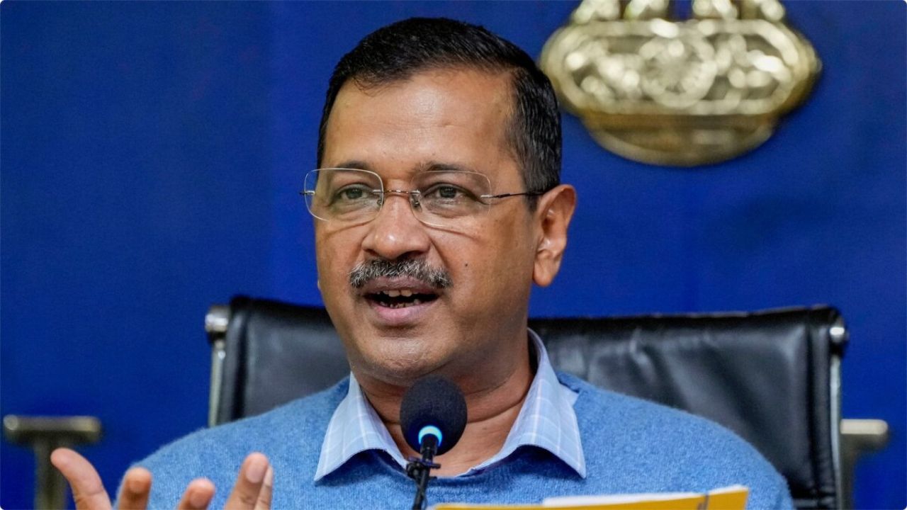 Delhi: बीजेपी विधायकों ने राष्ट्रपति को भेजा पत्र, केजरीवाल सरकार की बर्खास्तगी की मांग